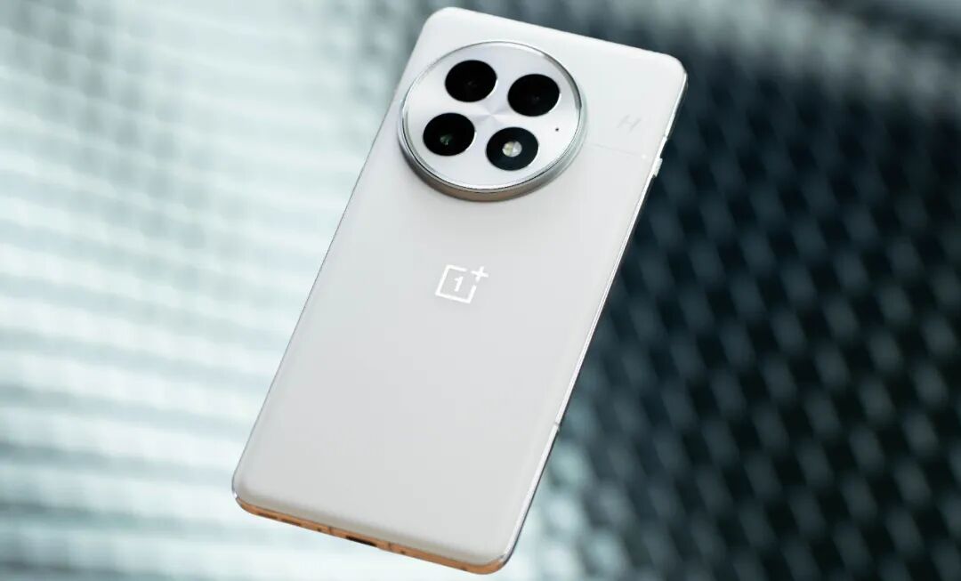 2500-3000 元选手机？别盯新机了！这 3 款老旗舰 / 新机型，拍照性能都能打