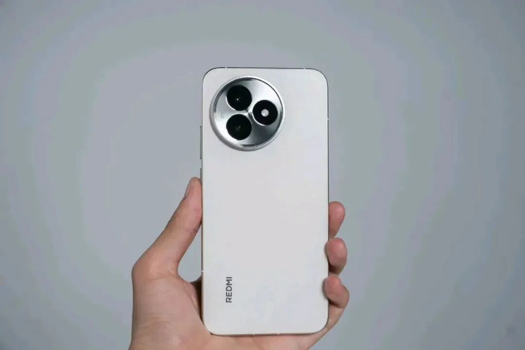 2000 元内捡到宝！4 款天玑 9400 + 大电池手机，游戏续航双在线