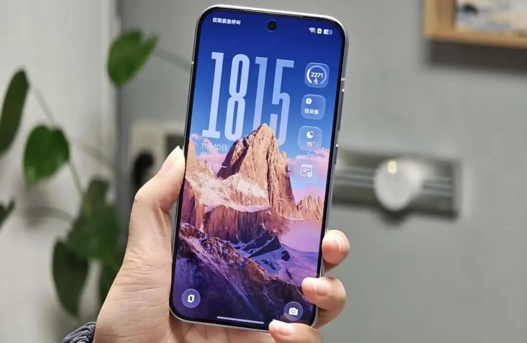 2600 + 买影像强机？OPPO Reno 15 实测：2 亿像素很能打，但这 2 个缺点要慎选