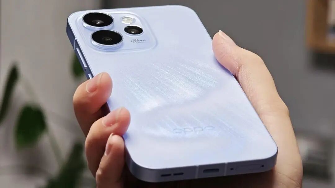 2600 + 买影像强机？OPPO Reno 15 实测：2 亿像素很能打，但这 2 个缺点要慎选