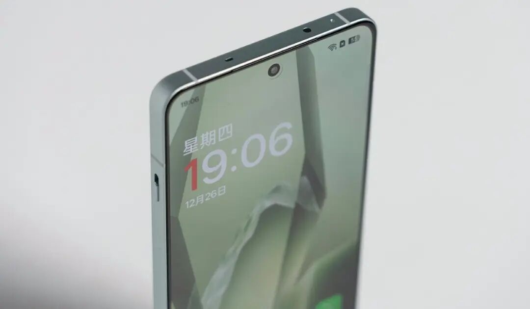 双 11 尾声抄底！3 款 2000 元内国产机销量霸榜，无差评还能再战好几年