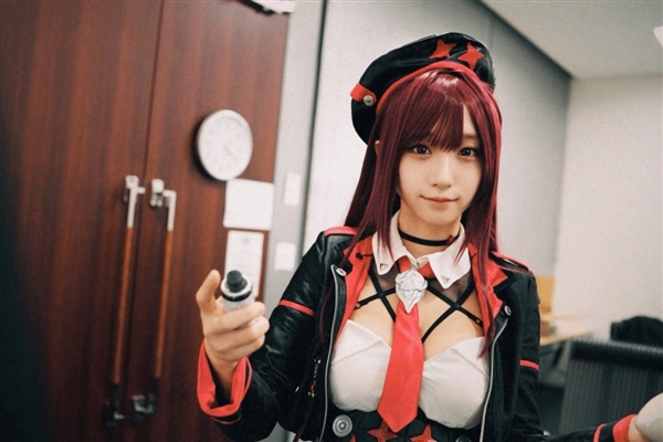 日本美女伊织萌Cos《妮姬》图赏：纯欲天花板