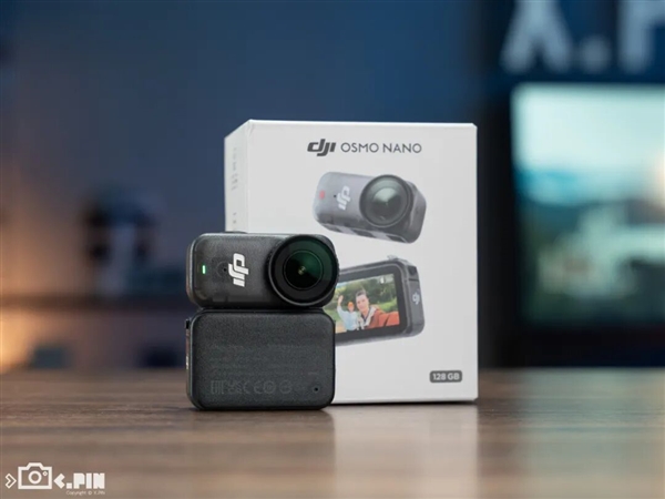 大疆出了款一千多的拇指相机，跟友商玩起了贴身肉搏