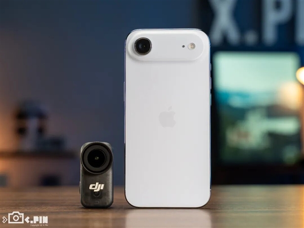 大疆出了款一千多的拇指相机，跟友商玩起了贴身肉搏