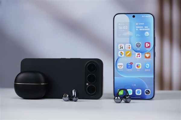 全新横向跑道式设计！荣耀500系列图赏