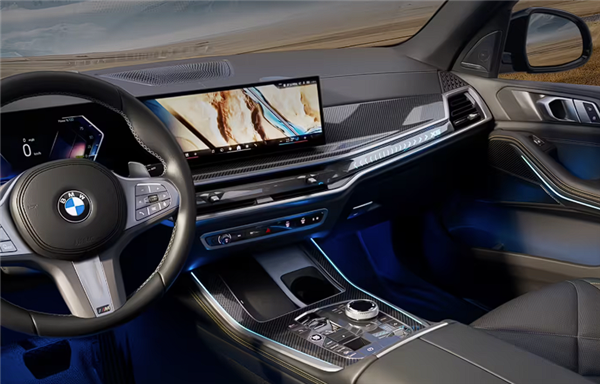 降价又增配全系升级智驾Pro 新款宝马X5L上市：59.8万起