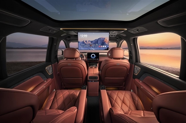 37.99万起 岚图泰山上市：全系65度大电池 华为顶级智驾