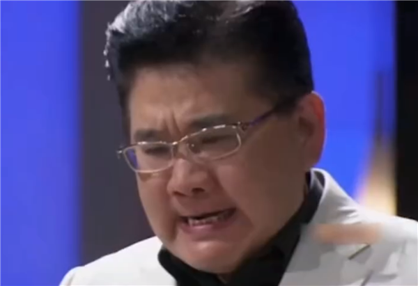 曹可凡回应网友制作鬼畜唱戏视频恶搞 ：无所谓 不陷入自证坑里