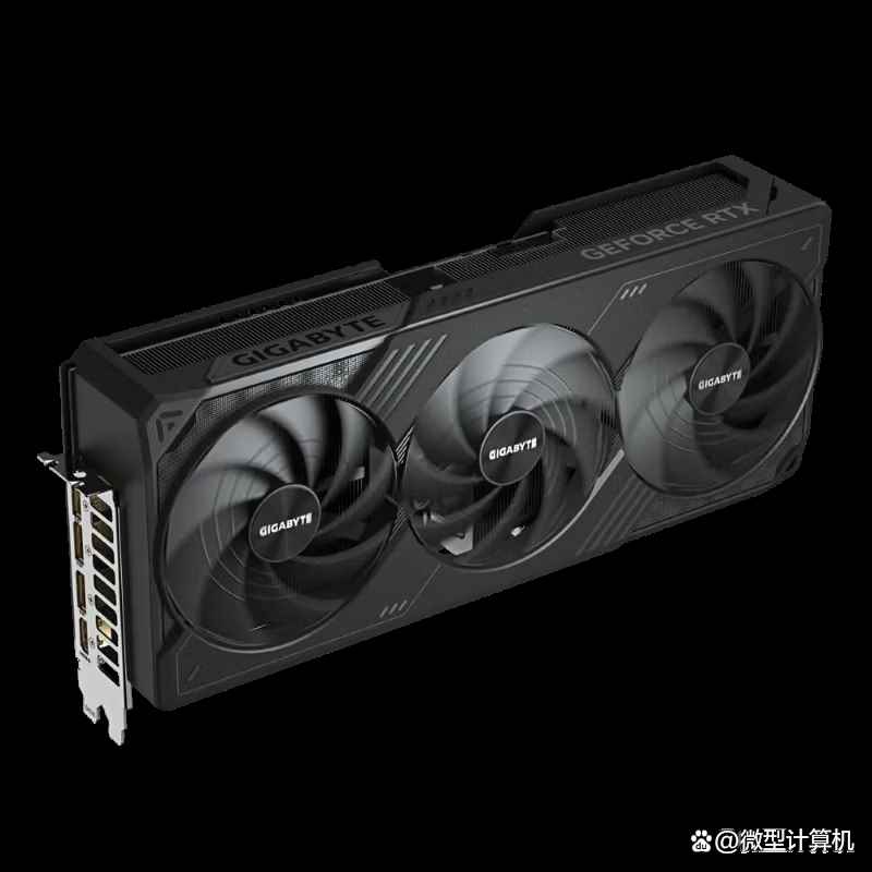 这套两万元的电脑配置把体验感拉满! 畅玩3A大作还能部署32B大模型