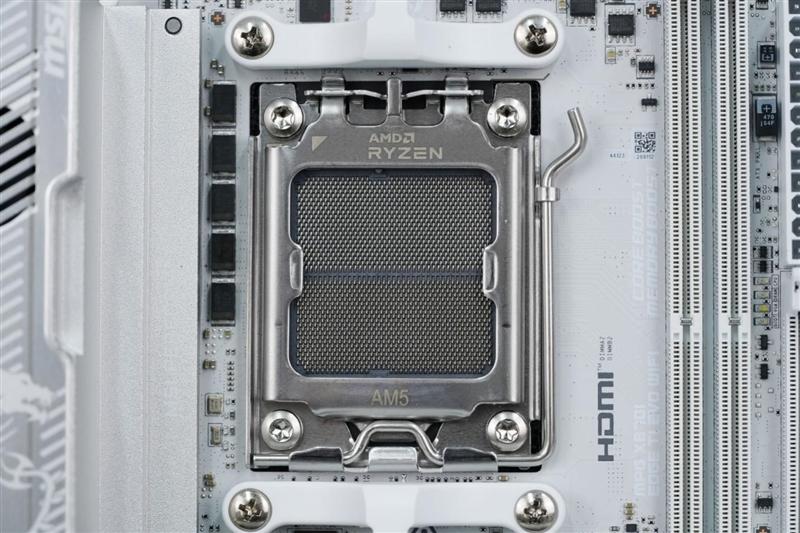 AM5 ITX板皇驾到! 微星MPG X870I EDGE TI EVO WIFI 刀锋 钛主板评测