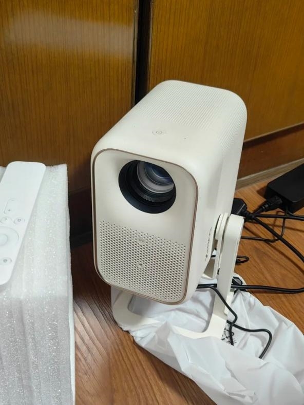 千元投影仪推荐哪款 当贝Smart2学生党也能买得起的性价比投影仪