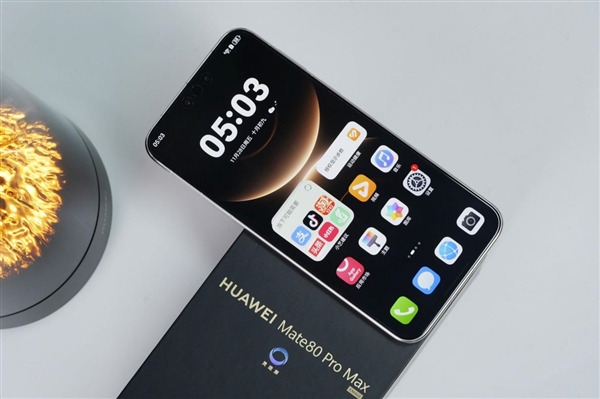 首发麒麟9030 Pro！华为Mate 80 Pro Max图赏